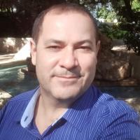 מורה פרטי ב מיכאל ק.