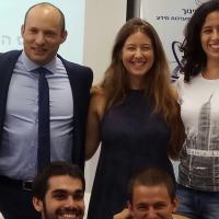 שירה ב.