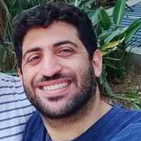 חי מ.