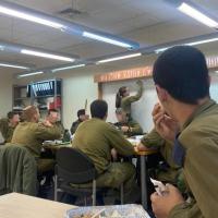 שירה ק.