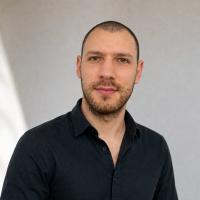 עמית א.